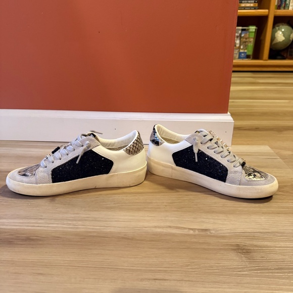 Vintage Havana Sneakers - Picture 4 of 4